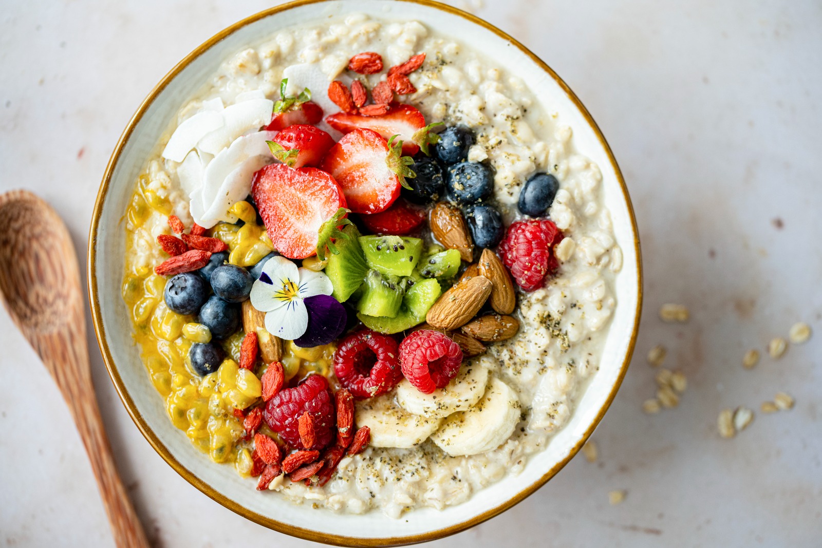 oatmeal dengan buah