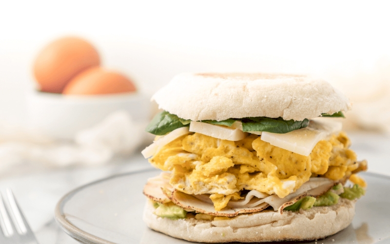 Roti Sandwich Kari Telur